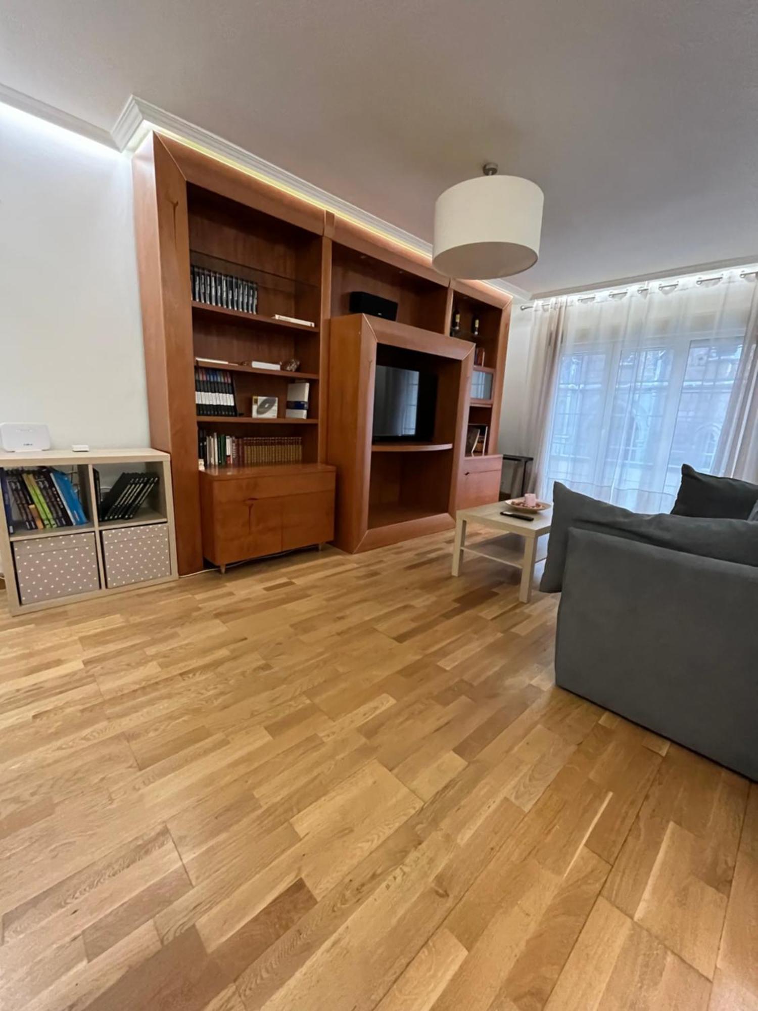 636A Gran Apartamento En Pleno Centro Oviedo Esterno foto